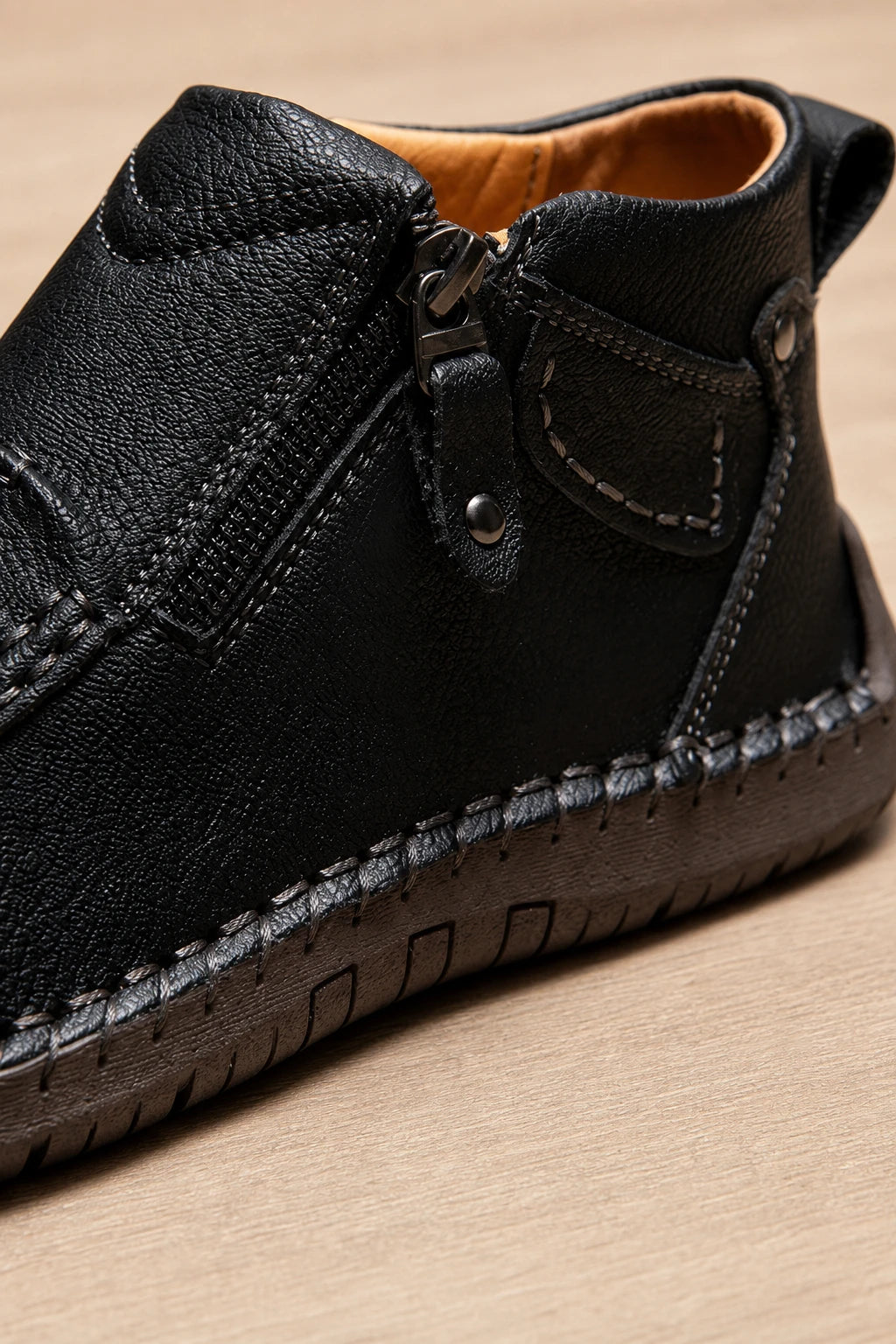 Botines Negros De Cuero Con Cremallera