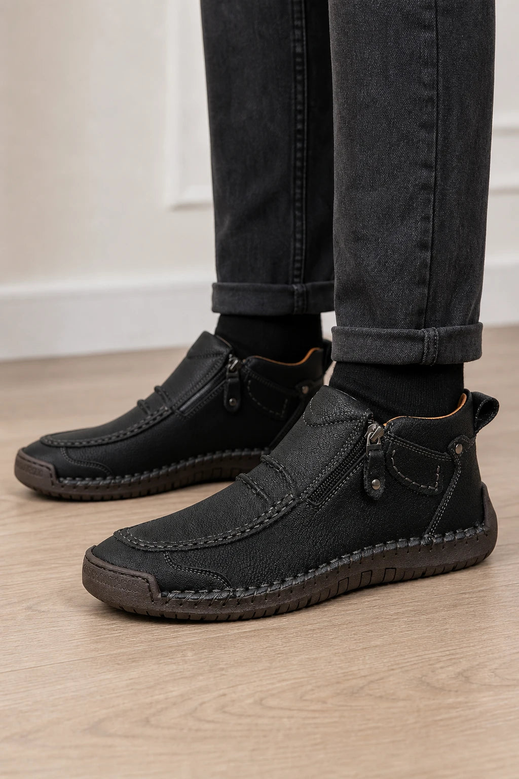 Botines Negros De Cuero Con Cremallera