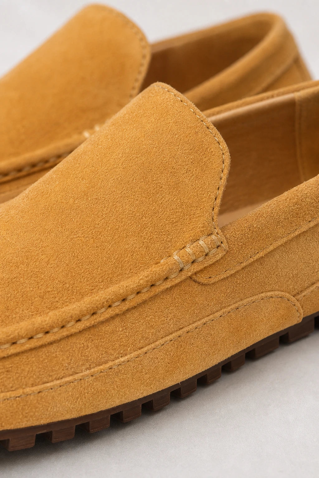 Mocasines Hombres De Gamuza Caqui