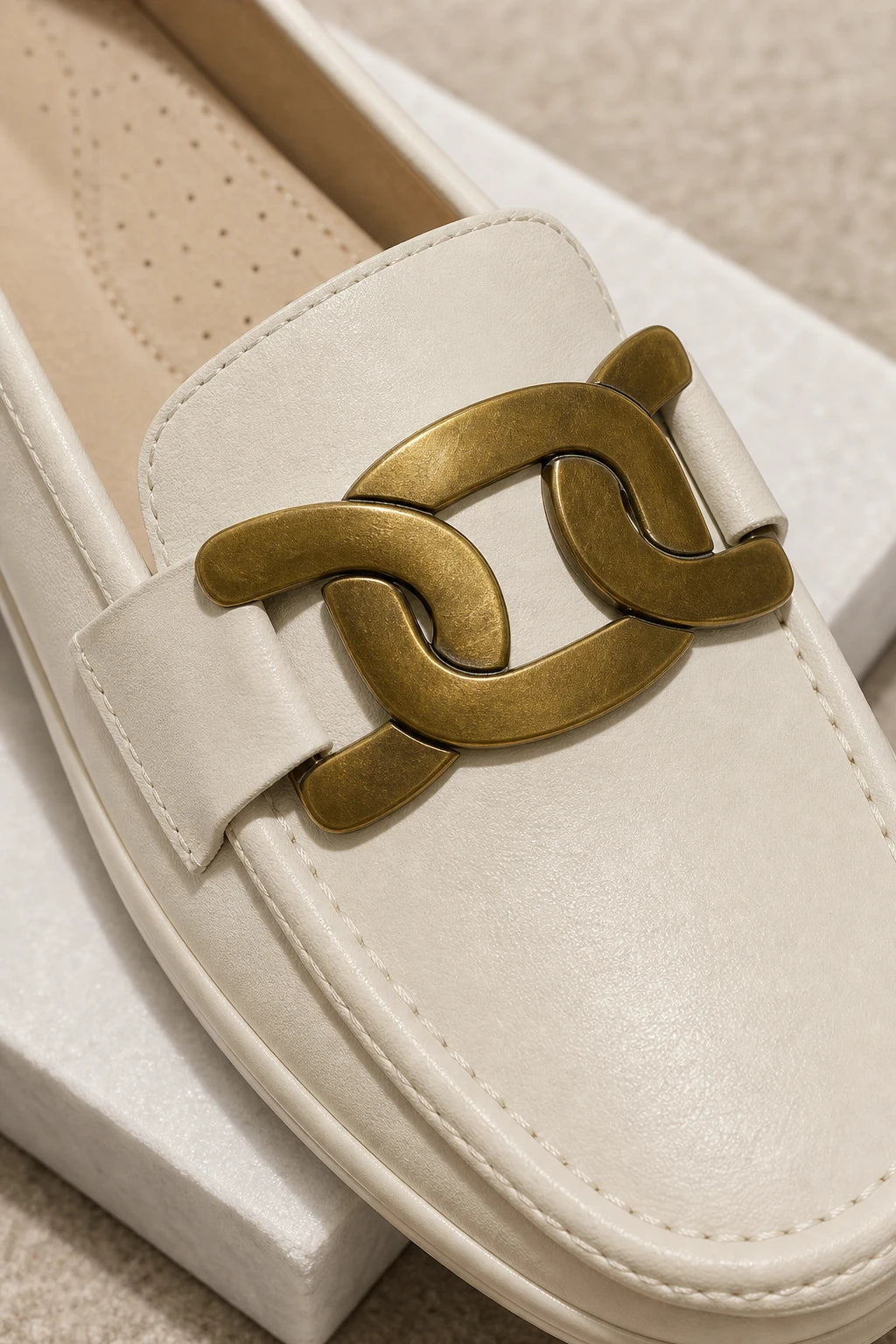 Mocasines Mujer De Cuero Con Cadena
