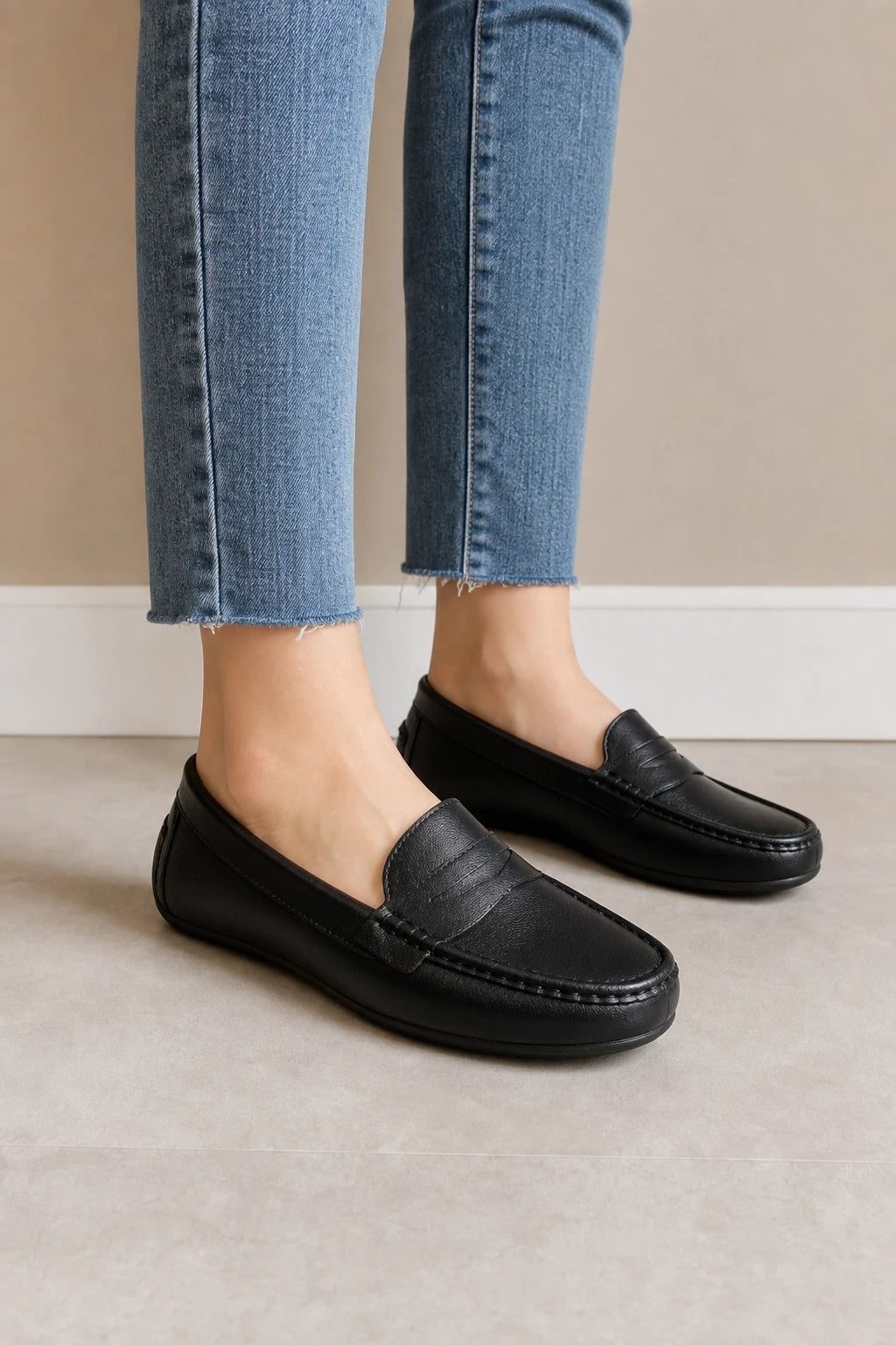 Mocasines Mujer Negros De Cuero Vacuno Planos