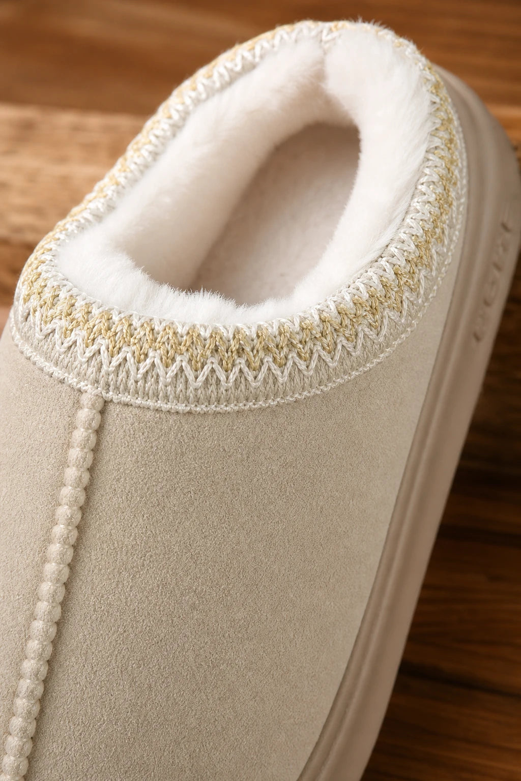 Pantuflas de Casa para Mujer Beige Abrigadas de Felpa con Suela Gruesa