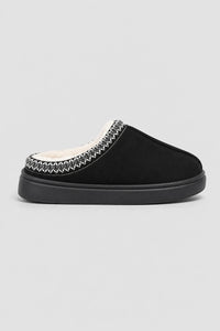 Pantuflas negras para mujer de felpa con bordado y suela antideslizante