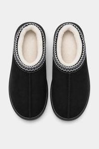 Pantuflas negras para mujer de felpa con bordado y suela antideslizante