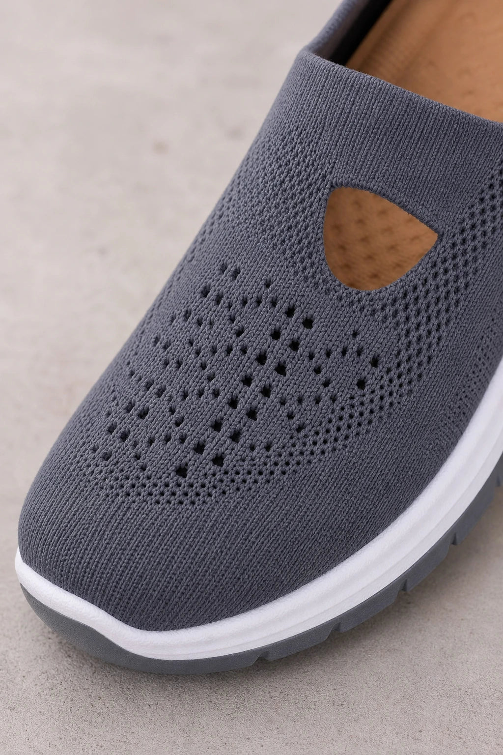 Zapatillas slip-on grises de tejido para mujer