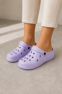 Zuecos Con Plataforma Lila De EVA